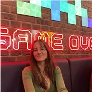 Estudiante universitaria con disponibilidad de tardes y fines de semana imparte clases de inglés para todos los niveles!