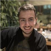 Je suis étudiant en master à sciences po. Je suis suis disponible pour du soutien scolaire ou ou pour des cours de français