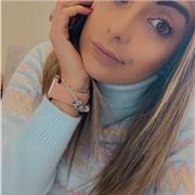 Consulente del lavoro impartisce lezioni di diritto e aiuto compiti a tutti i ragazzi