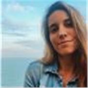 Profesora de inglés para estudiantes. Graduada en Turismo por la UMA