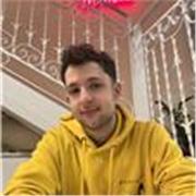 Giovane insegnante di livello C2 garantisce risultati ed efficienza !