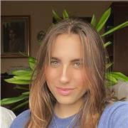 Studentessa diplomata disponibile per lezioni di inglese a bambini di elementari e medie