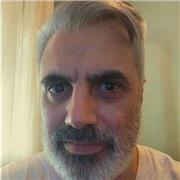 Profesor de guitarra titulado con mas de 20 años de experiencia en clases presenciales y virtuales