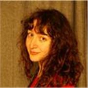 Graduada en Filosofía imparte clases de Repaso y Apoyo en Primaria, y clases de Filosofía, Historia, Lengua e Inglés de ESO y BACH