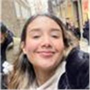 Soy una persona a la que le gusta interactuar con los niños y enseñar valores desde el amor y el respeto. Tengo experiencia previa