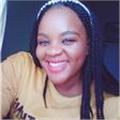 Hi, I’m Lisi, and I’m here to help you feel more confident using English in real life.