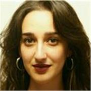 Docente di scienze politiche, offro lezioni in materia di scenze politiche, pragmatica dei media e comunicazione