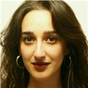 Docente di scienze politiche, offro lezioni in materia di scenze politiche, pragmatica dei media e comunicazione