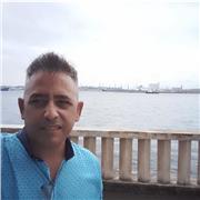 Teacher of English offering private lessons for adults in Havana for 20 years.