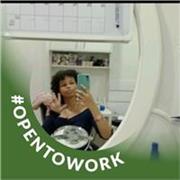 Professora de História para alunos do Fundamental e Médio