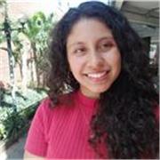 Profesora de ciencias básicas e inglés con experiencia trabajando con todas las edades