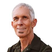 I'm a 1-on-1 (online) coach with over 20 passionate years of experience