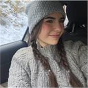 Profesora en formación con experiencia en cuidado de niños menores de 12 años tanto en el refuerzo de estudios como canguro.