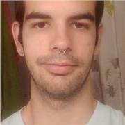 Estudiante de 3o de ingeniería biomédica dando clases particulares o de carrera con muy buenos resultados. Bachillerato con matrícula de honor en matemáticas y química, y con un 10 en física. En selectividad: 10 en mates, 10 en física y 8.5 en química