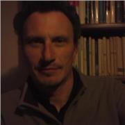 Traduttore offre ripetizioni di italiano, inglese e francese