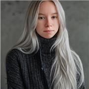 Insegnante madrelingua italiana per stranieri