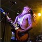 Profesor de instrumento con experiencia de más de 10 años en el campo ofrece clases para aprender a tocar y cuidar tu instrumento