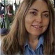 Profesora con experiencia de 21 años en el colegio Nueva Granada y que ofrece tutorías en inglés para niños de 8 a 10 años