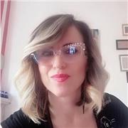 Insegnante di italiano, storia, geografia e sostegno offre lezioni su materia e aiuto compiti