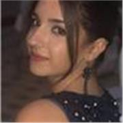 Sono una studentessa dell'Università di Napoli  L'Orientale  con diploma di liceo linguistico. Studio lingua inglese e lingua tedesca, con base di lingua spagnola