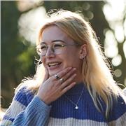 UK-based Art Director with 7+years experience, offering private online lessons in Graphic Design