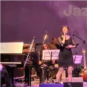 Clases de canto popular y canto jazz para todas las edades