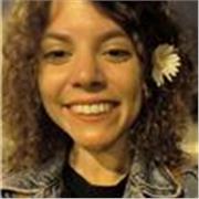 Mi nombre es Amalia, llevo años impartiendo clases de refuerzo a alumnos de la ESO, de Matemáticas y Física y Química
