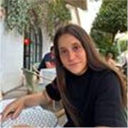 Estudiante universitaria de Educación Infantil. Clases de infantil/primaria