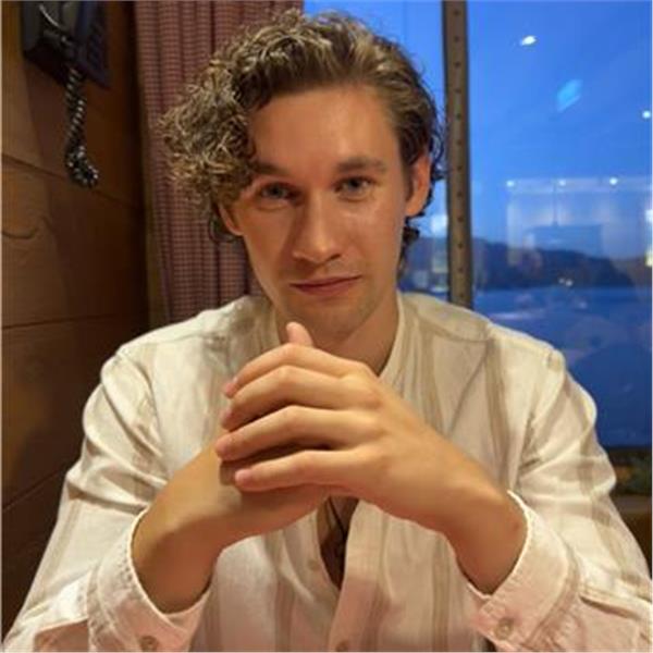 Leon Neumann Nachhilfelehrer aus Berlin