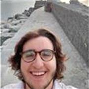 Studente laureato in Scienze Internazionali e Diplomatiche offre lezioni di Inglese, Francese, Spagnolo e materie umanistiche