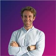 Directeur commercial et enseignant en école d'ingénieurs — prospection, négociation et vente B2B et expert IA