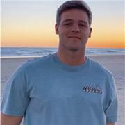 Maestro de educación primaria especializado en inglés imparte clases particulares de todas las asignaturas de primaria (inglés, matemáticas, lengua, conocimiento del medio) con un horario totalmente flexible