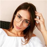 Laureata magistrale in lingue propone lezioni di inglese online (per studenti di tutte le età e esigenze)