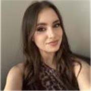 Pomagam zbudować mocne podstawy języka niemieckiego. Skupiam się na wymowie, rozumieniu języka i konwersacjach