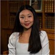 Zertifizierte TEFL-Englischlehrerin (Teaching English as a Second Language) mit 5+ Jahren Erfahrung im Unterrichten von Erwachsene