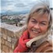 Especialista en el desarrollo de las habilidades de expresión oral de los estudiantes de nivel avanzado 