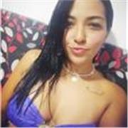 Sou professora de Web Design e JavaScript, ensino criação de sites, interfaces modernas e desenvolvimento web com foco em projetos