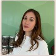 Bilingual English teacher with +4 years of experience. 