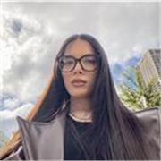 Imparare insieme: lezioni online per potenziare ogni materia 