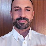 Profesoro nativo de inglés con muchos años de experiencia enseñando a adultos, adolescentes y niños. grupos, inglés de negocios, c