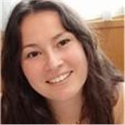Profesora de Biología imparte clases a niños de todas las edades
