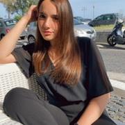 Laureanda in filosofia, offro ripetizioni (medie, superiori e liceo) in italiano, storia, latino, matematica, fisica, greco…