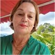 Maestra preescolar bilingue con mas de 30 años de experiencia. Con titulo en Desarrollo Evolutivo de niños de 0 a 6 años. Especialista en estimulación temprana y en desarrollo del niño tanto a nivel cognitivo, como motor y social