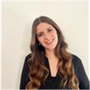 Licenciada en pedagogía infantil con énfasis en educación especial. Soy profesora de inglés con juegos  y manualidades para niños y adolescentes en la ciudad de Valencia.