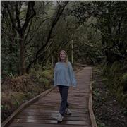 Profesora de inglés dinámica y creativa en Tenerife sur.