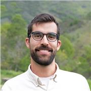 Native Greek tutor with a multidisciplinary background, offering online lessons and boosting cultural understanding.