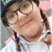 Docente de apoyo de Lengua Castellana y Literatura de manera online, graduada en Magisterio