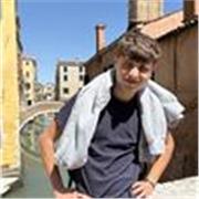Studente universitario di Informatica, diplomato al liceo scientifico, offre ripetizioni di matematica per studenti 