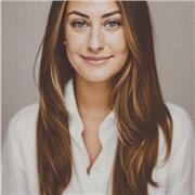 Online-Lehrerin für Psychologie