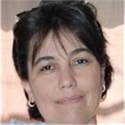 Profesora de Español y Contabilidad brinda clases dinámicas